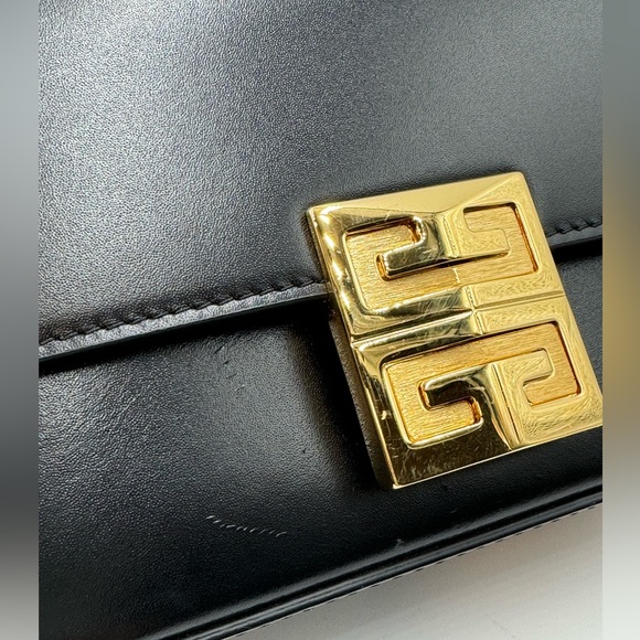 GIVENCHY Cube Chain Leather Crossbody Bag - Picture 6 of 10